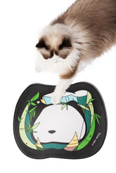 ragdoll-cat-placing-one-paw-on-kamamuta-bamboo-forest-human-pet-friendly-placemat-on-white-background